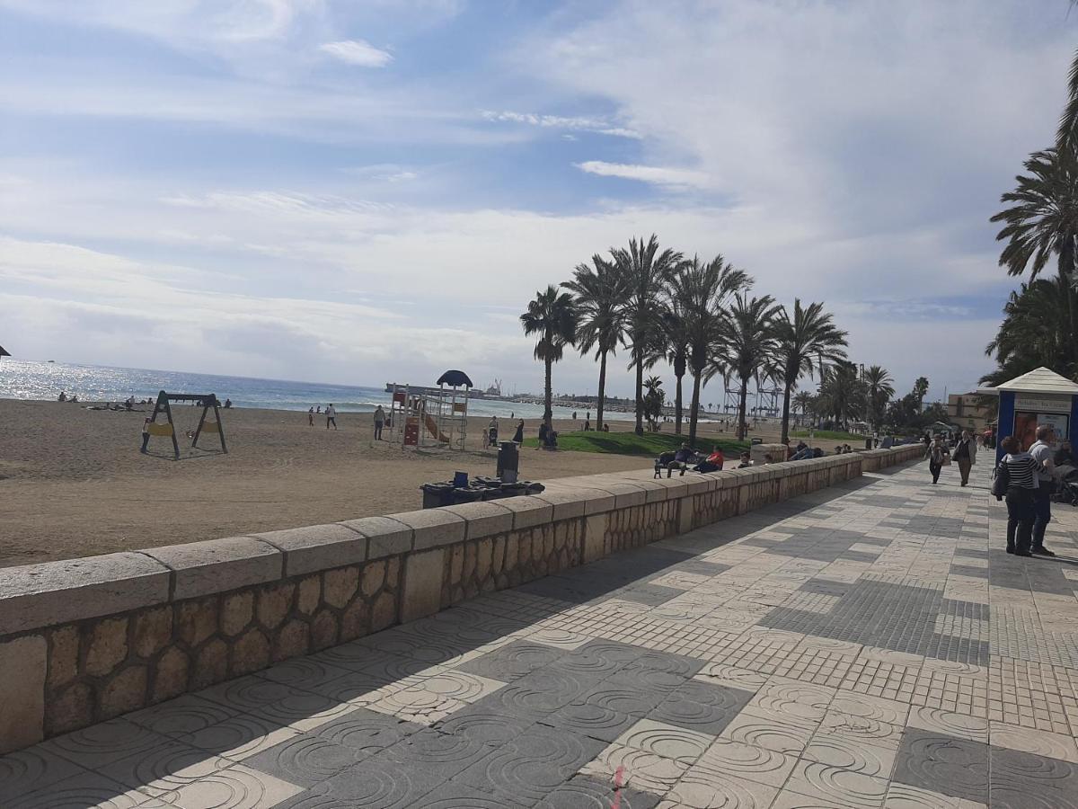 Apartamento Malaga Port المظهر الخارجي الصورة
