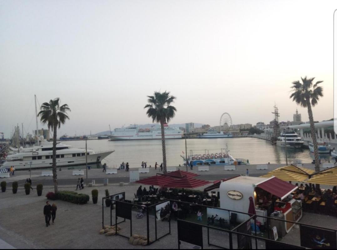 Apartamento Malaga Port المظهر الخارجي الصورة